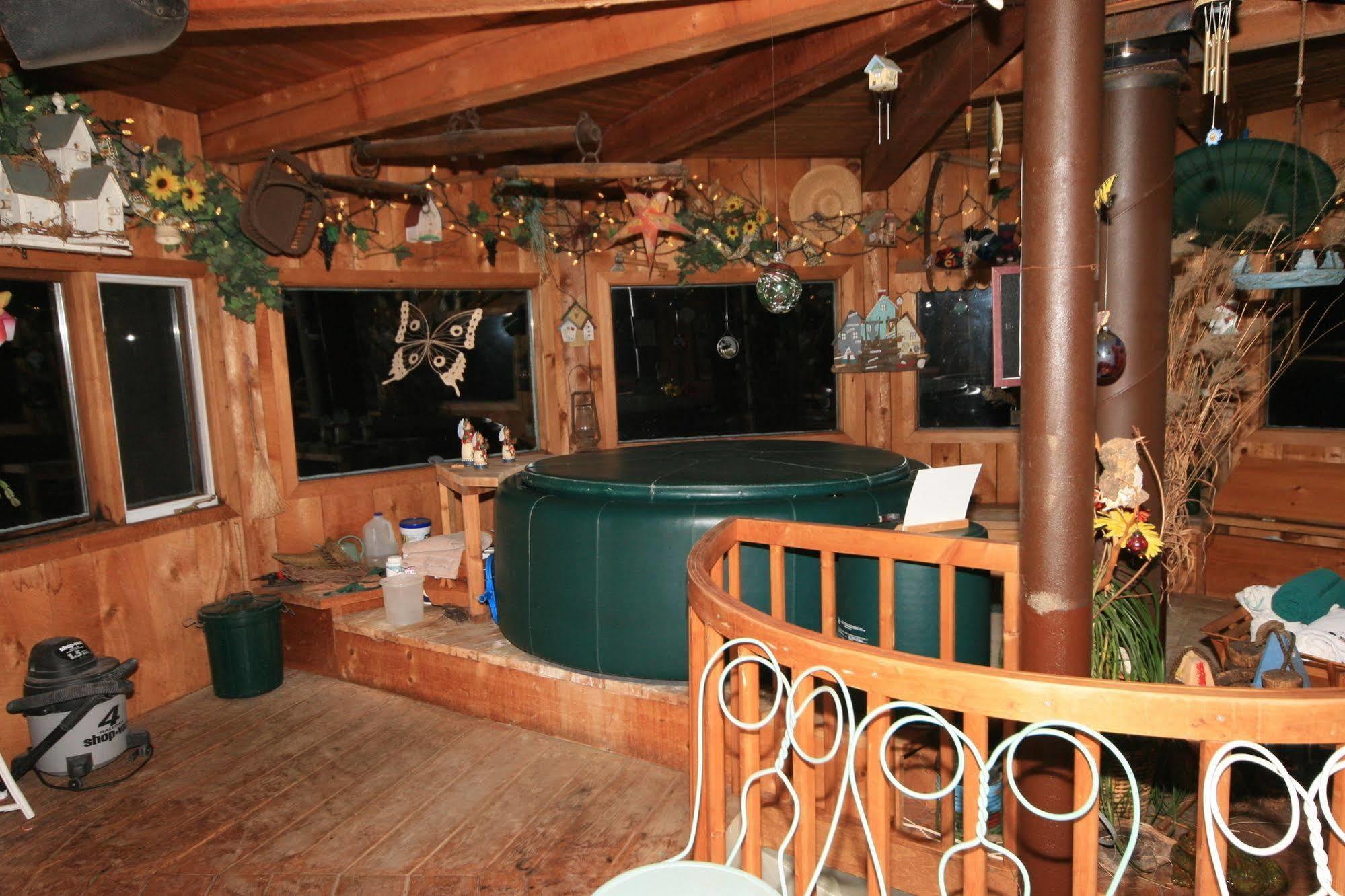 Stouffermill Bed & Breakfast Algonquin Highlands Buitenkant foto