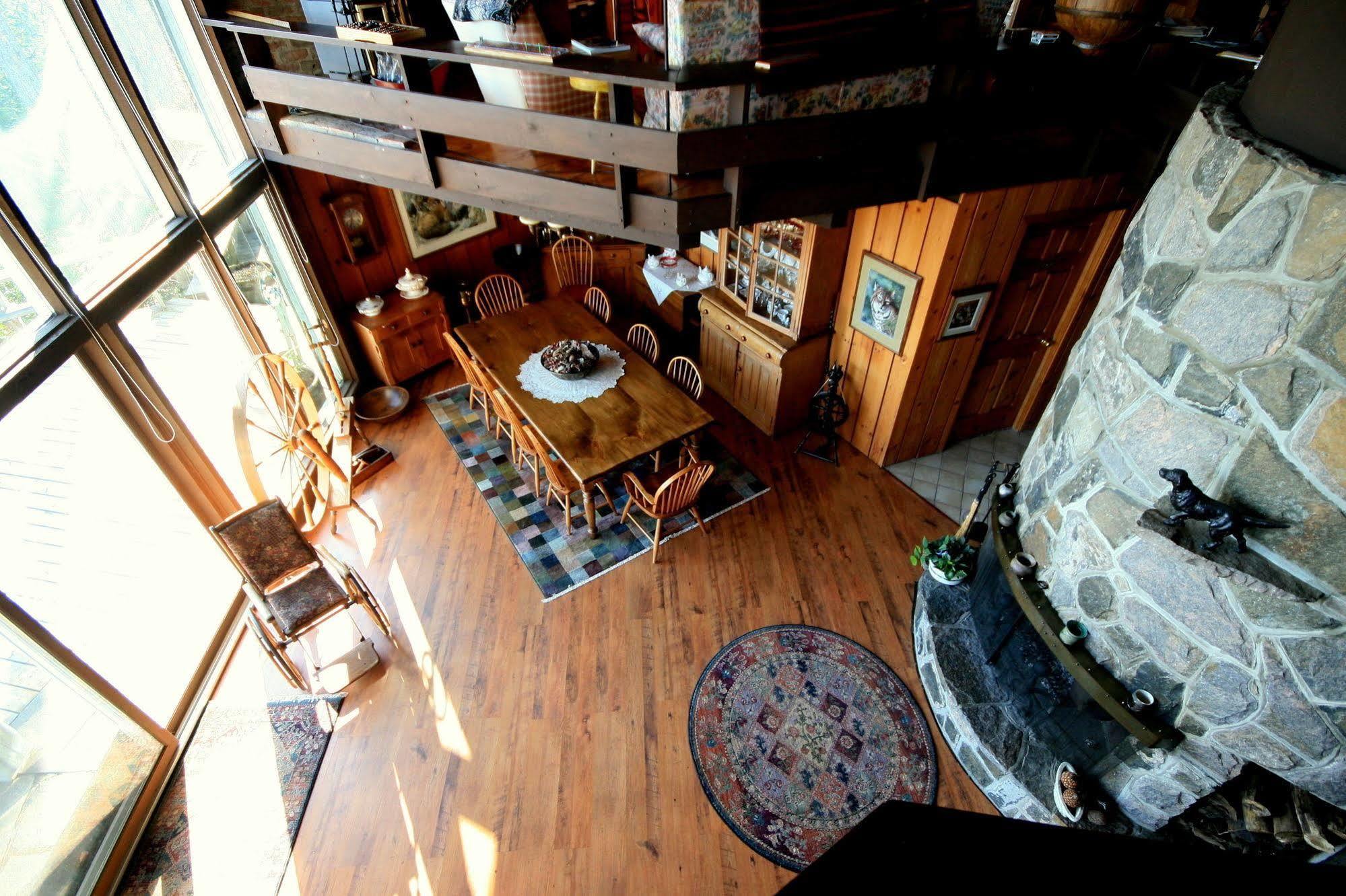 Stouffermill Bed & Breakfast Algonquin Highlands Buitenkant foto